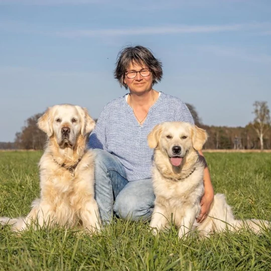 Birgit Oetting von der Hundeschule Nienburg